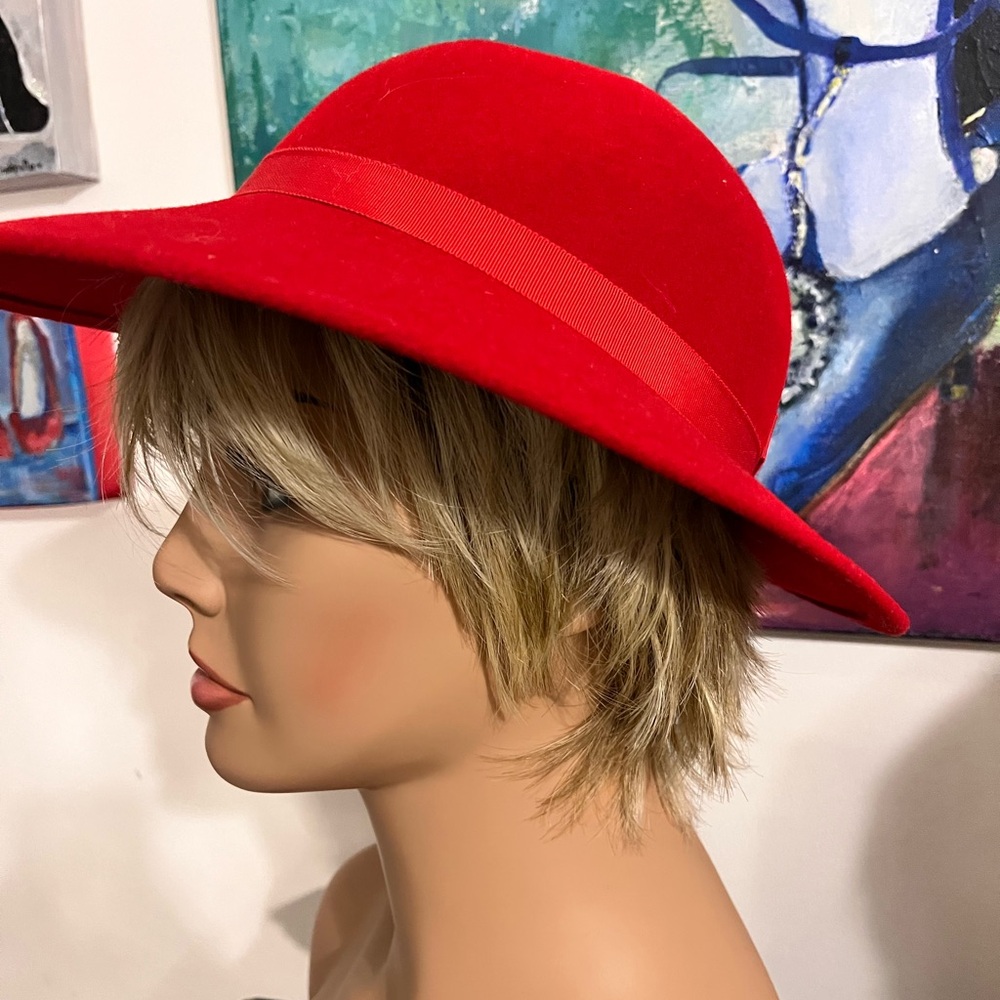 Beautiful red Doeskin felt 100% wool Bollman & Co hat